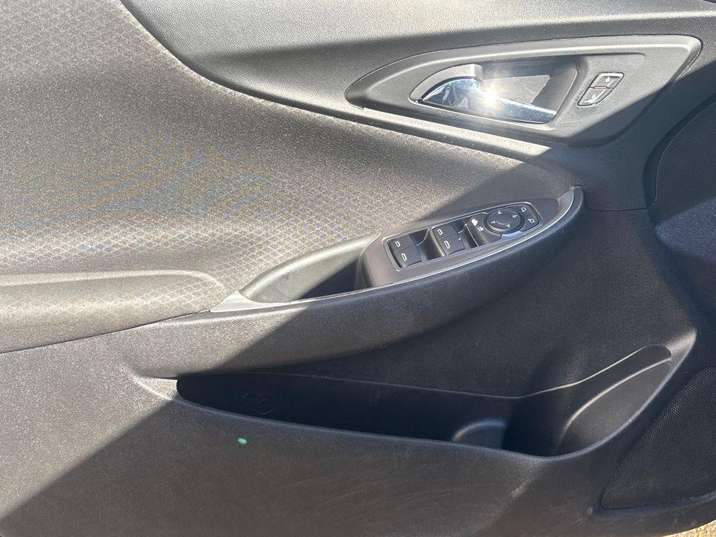 used 2020 Chevrolet Malibu car, priced at $10,911