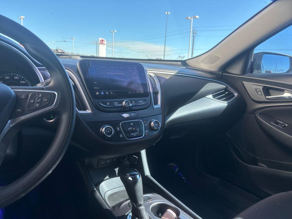 used 2020 Chevrolet Malibu car, priced at $10,911