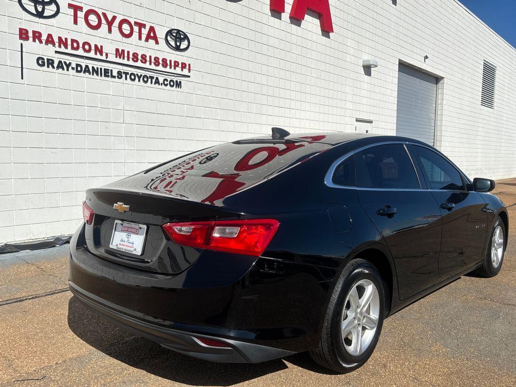 used 2020 Chevrolet Malibu car, priced at $10,911