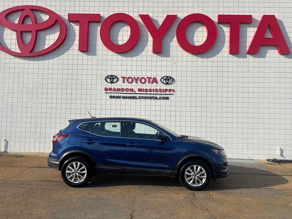 used 2021 Nissan Rogue Sport car, priced at $14,175