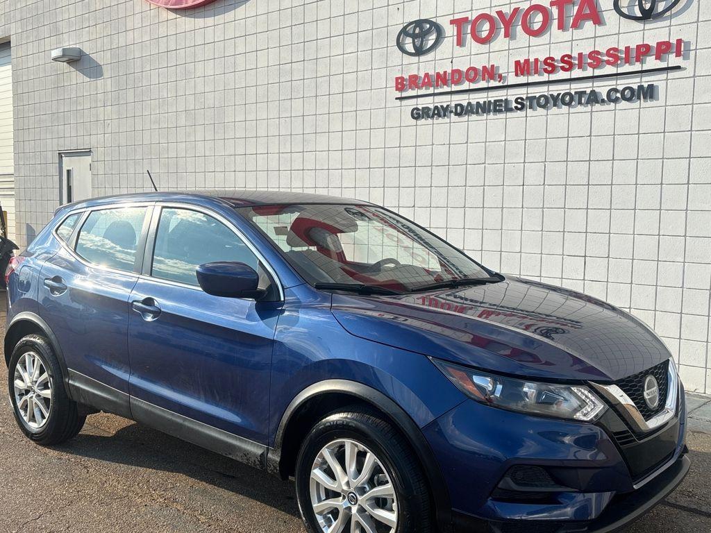 used 2021 Nissan Rogue Sport car, priced at $14,175
