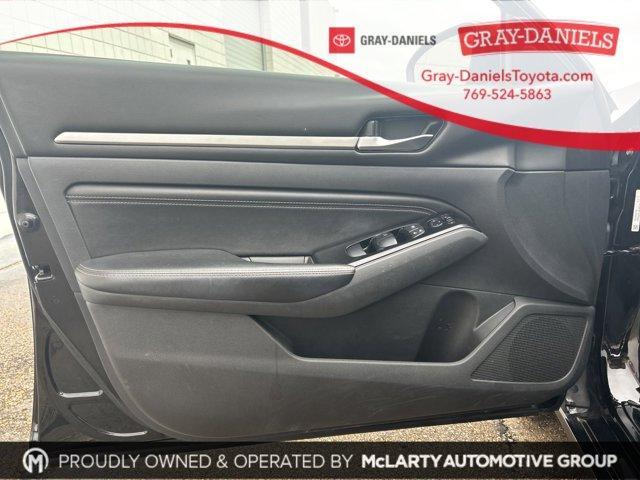 used 2021 Nissan Altima car, priced at $17,757