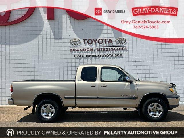 used 2001 Toyota Tundra car, priced at $7,500