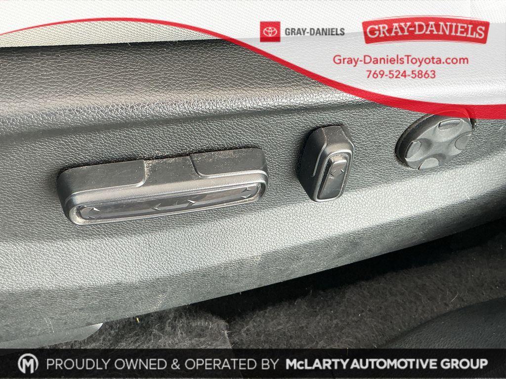used 2017 Honda CR-V car, priced at $15,627