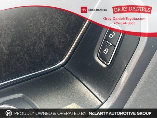 used 2022 Ford F-150 car, priced at $31,143