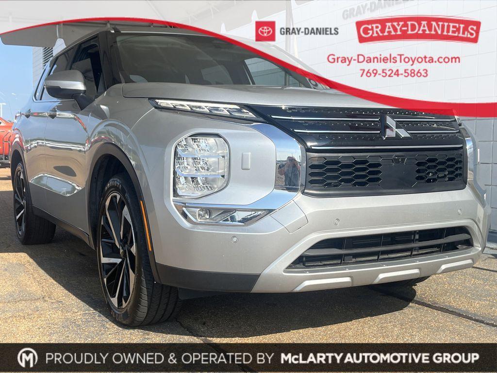 used 2024 Mitsubishi Outlander car, priced at $23,708