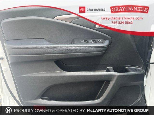 used 2021 Honda Pilot car, priced at $16,329