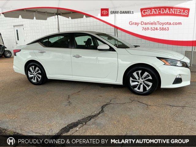 used 2022 Nissan Altima car, priced at $15,992