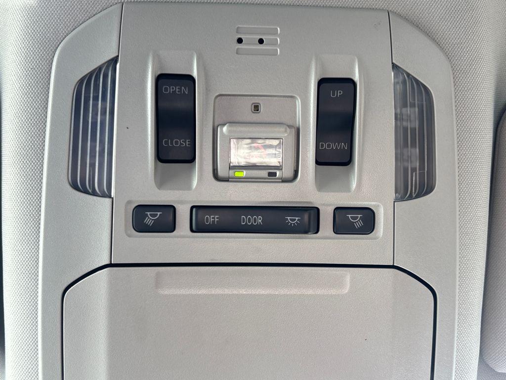 used 2023 Toyota Highlander car, priced at $35,216
