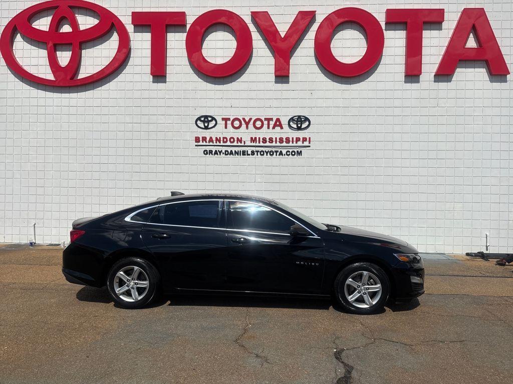 used 2020 Chevrolet Malibu car, priced at $14,016