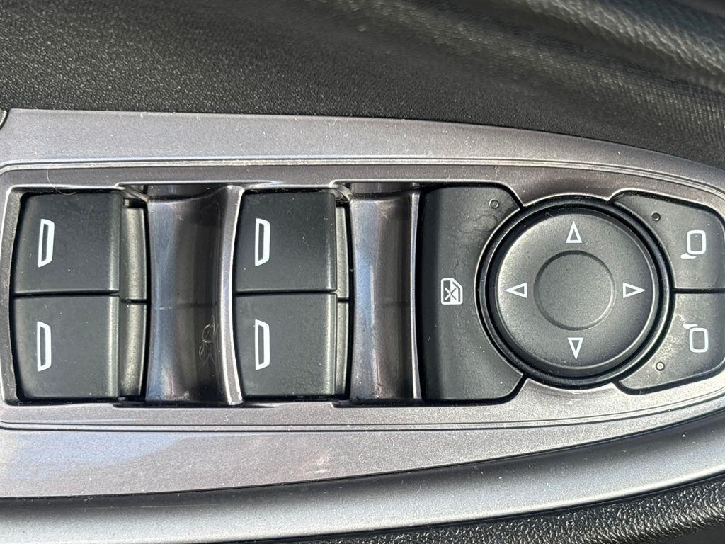 used 2020 Chevrolet Malibu car, priced at $14,016