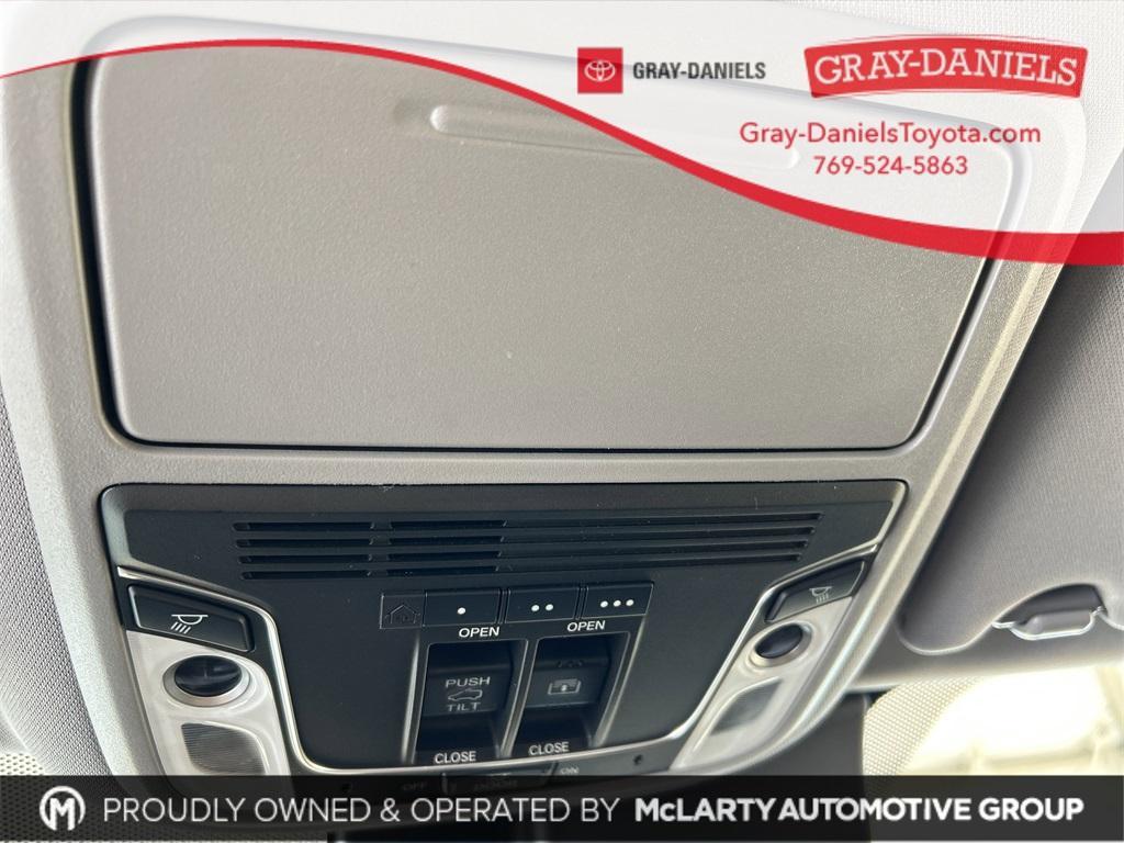 used 2017 Honda Pilot car, priced at $18,703