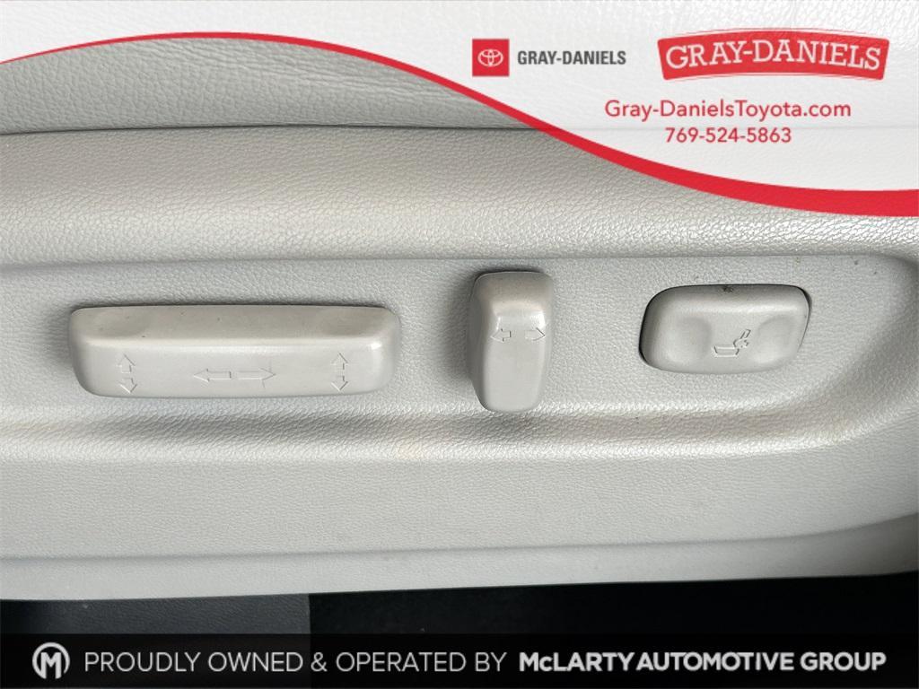 used 2017 Honda Pilot car, priced at $18,703