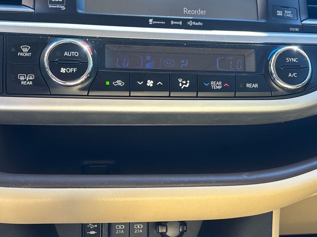 used 2018 Toyota Highlander car, priced at $22,023