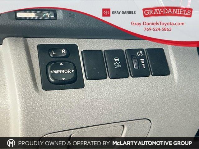 used 2013 Toyota Highlander car, priced at $9,080