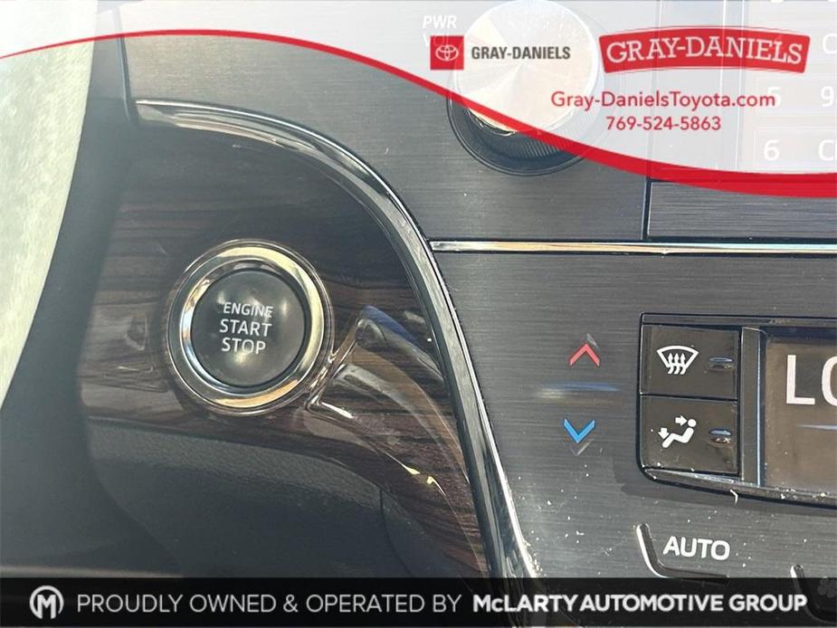 used 2013 Toyota Avalon car, priced at $11,164