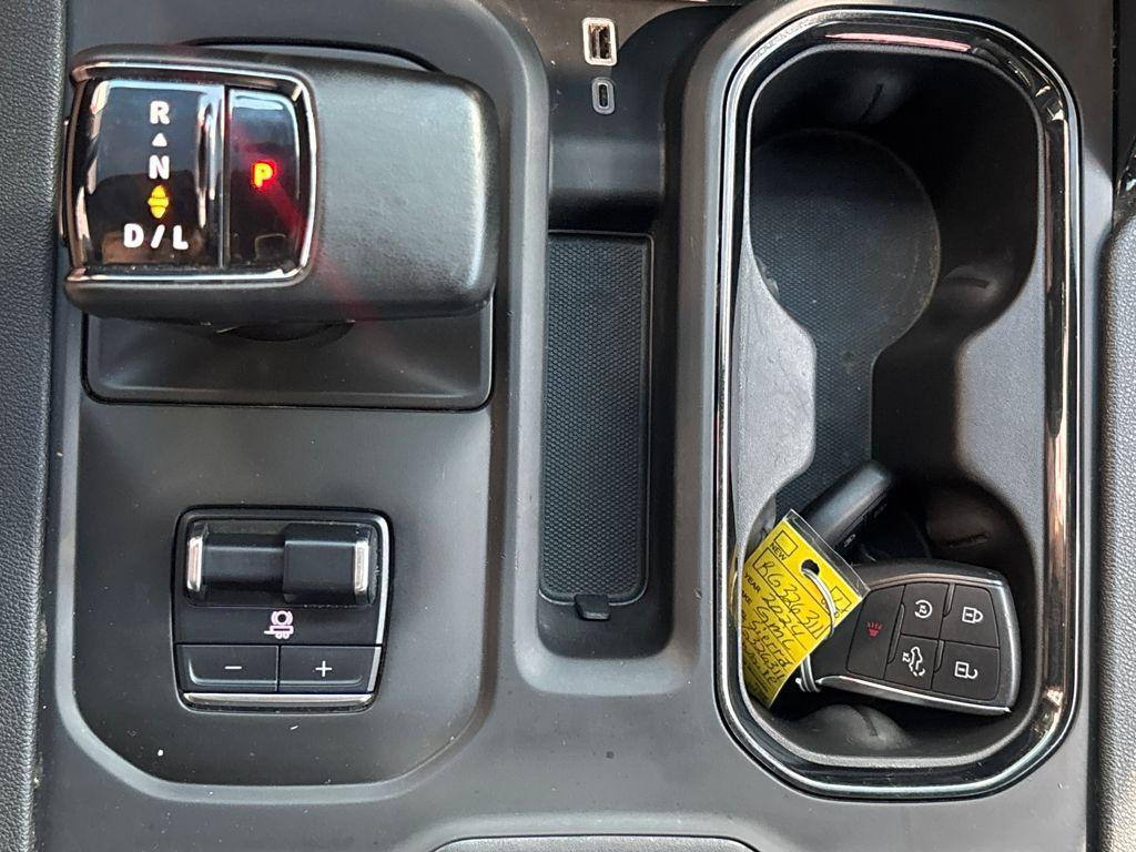 used 2024 GMC Sierra 1500 car, priced at $51,201