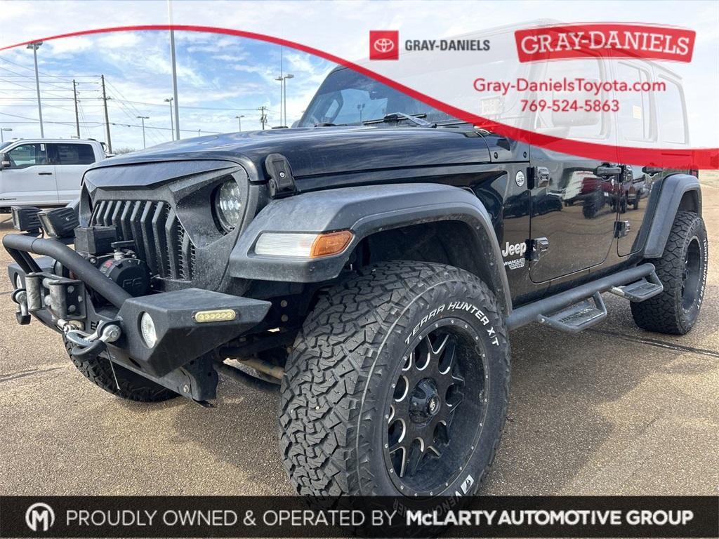 used 2018 Jeep Wrangler Unlimited car, priced at $23,177