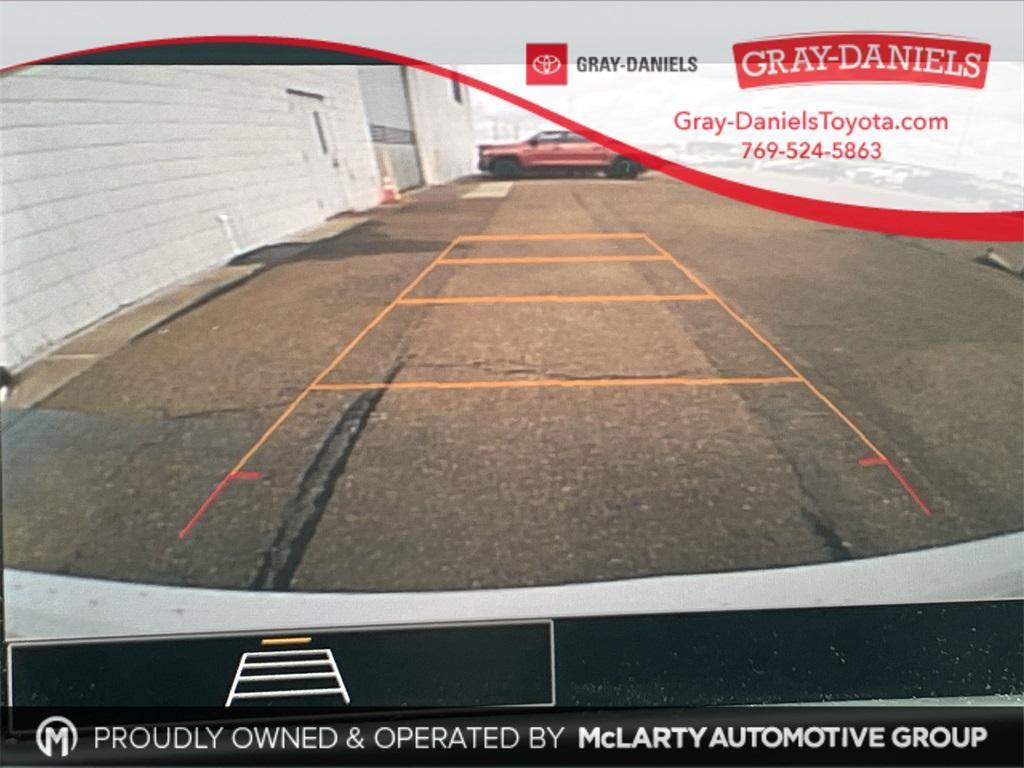 used 2023 Chevrolet Equinox car, priced at $20,980
