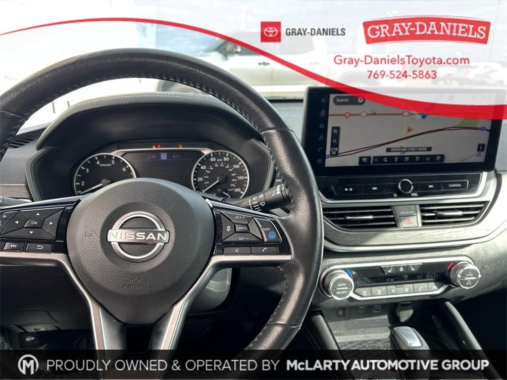 used 2023 Nissan Altima car, priced at $21,895