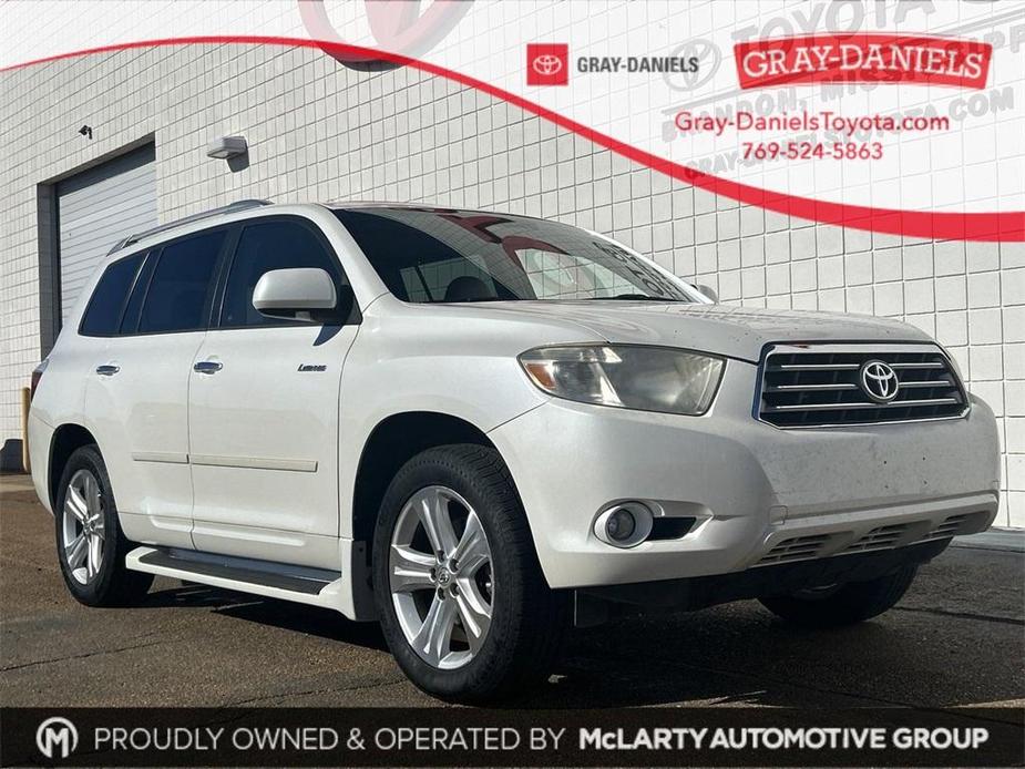 used 2010 Toyota Highlander car, priced at $12,382