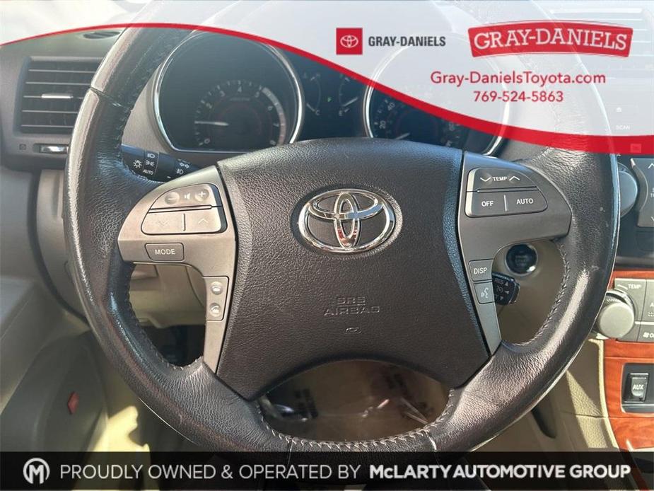 used 2010 Toyota Highlander car, priced at $11,811