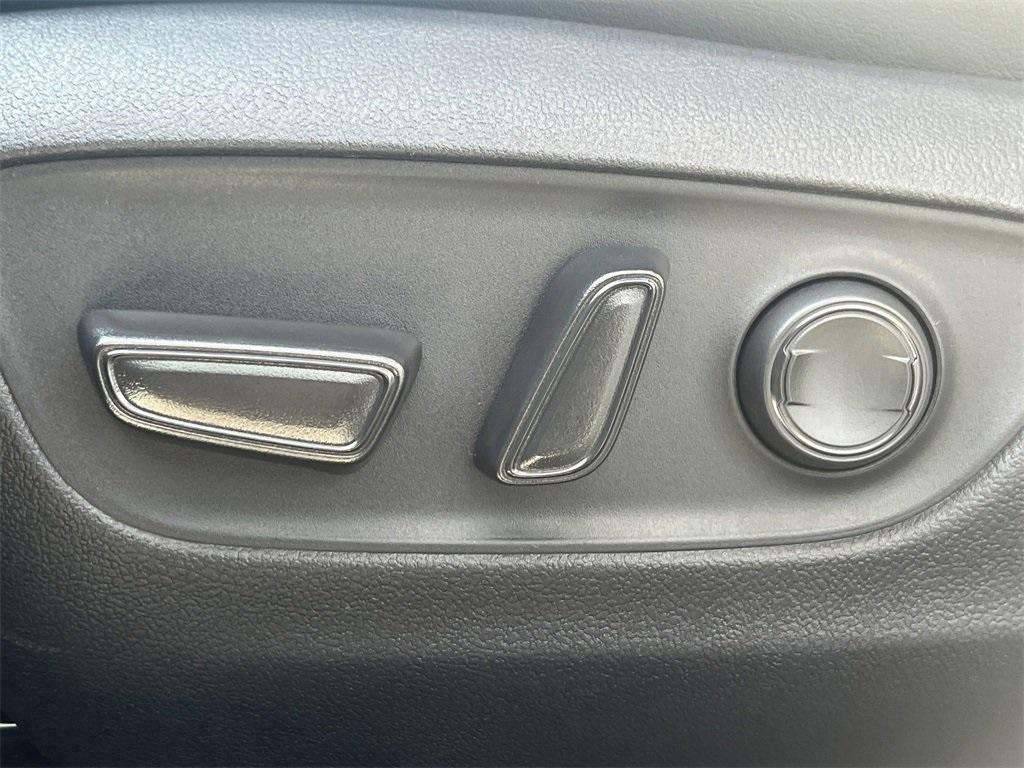 new 2025 Toyota RAV4 car, priced at $37,714
