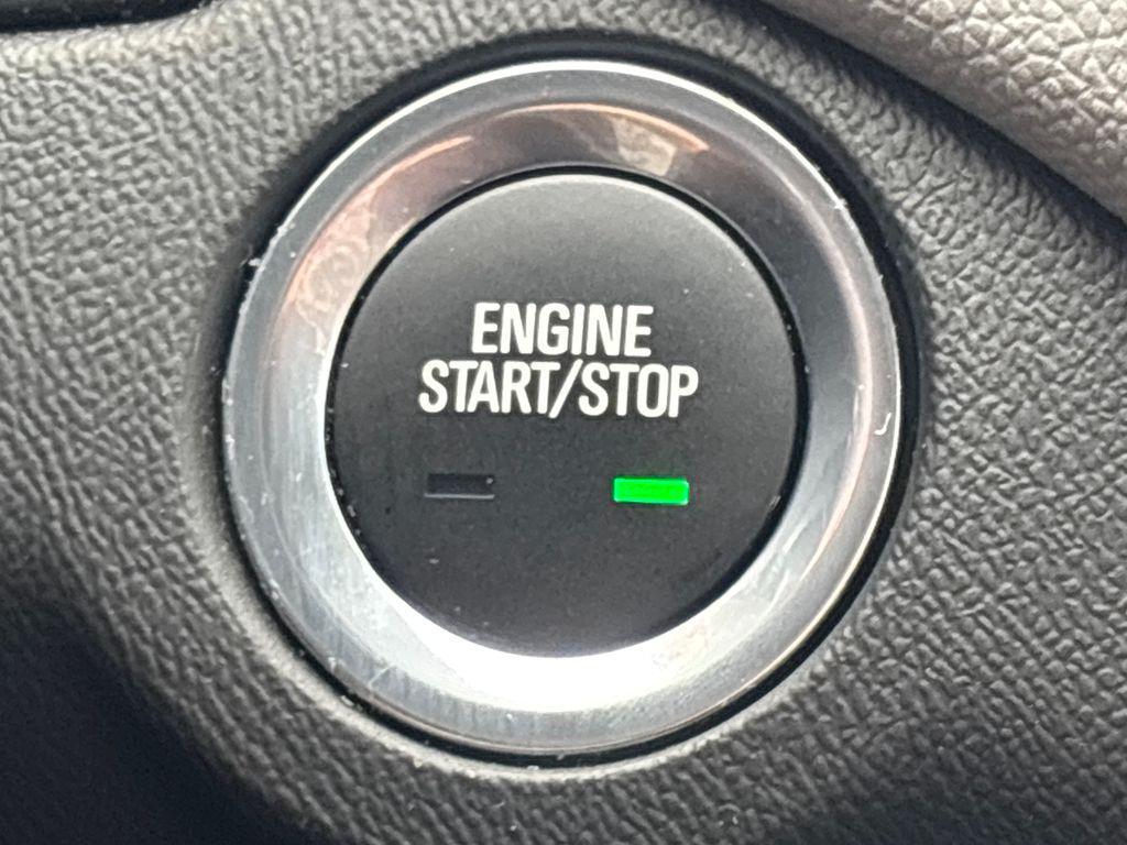 used 2021 Chevrolet Equinox car, priced at $13,592