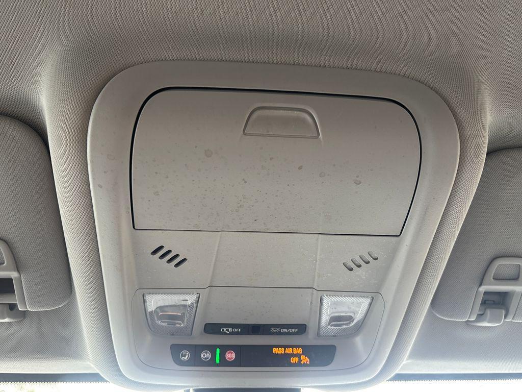 used 2021 Chevrolet Equinox car, priced at $13,592
