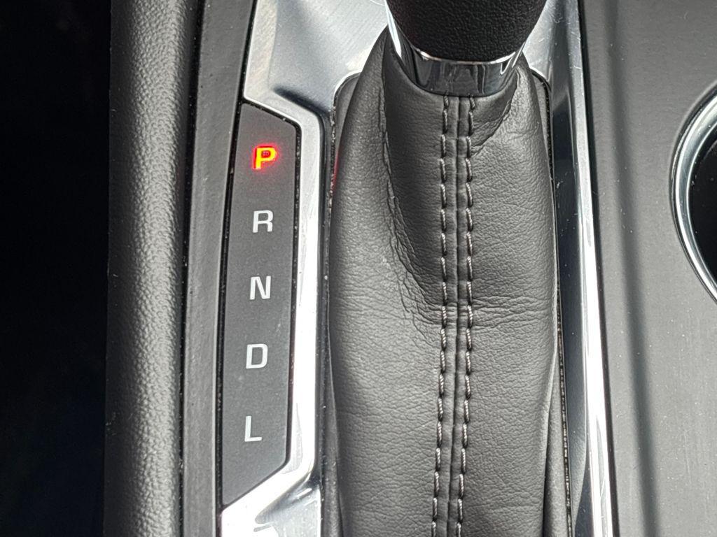 used 2021 Chevrolet Equinox car, priced at $13,592