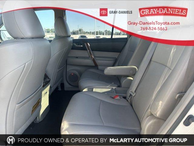 used 2013 Toyota Highlander car, priced at $12,852