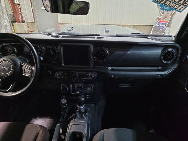 used 2022 Jeep Gladiator car, priced at $31,800