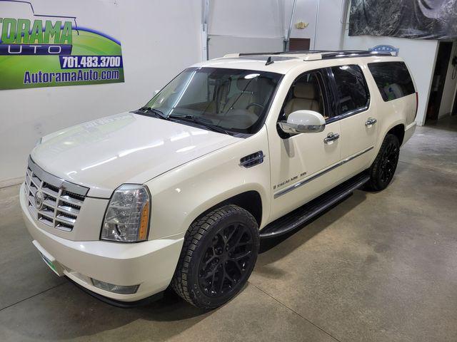 used 2009 Cadillac Escalade ESV car, priced at $15,400