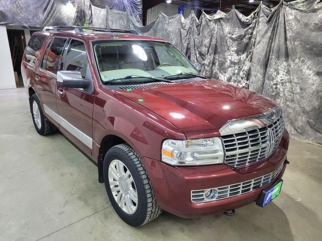 used 2012 Lincoln Navigator car, priced at $13,800