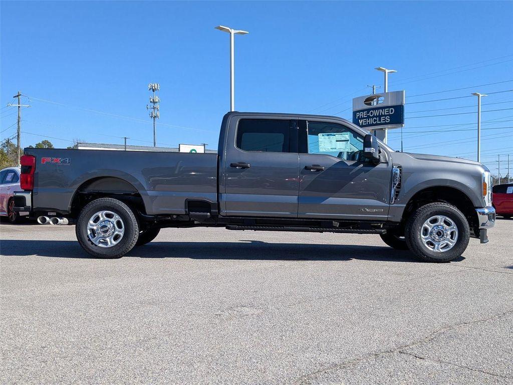 new 2025 Ford F-350 car, priced at $68,607