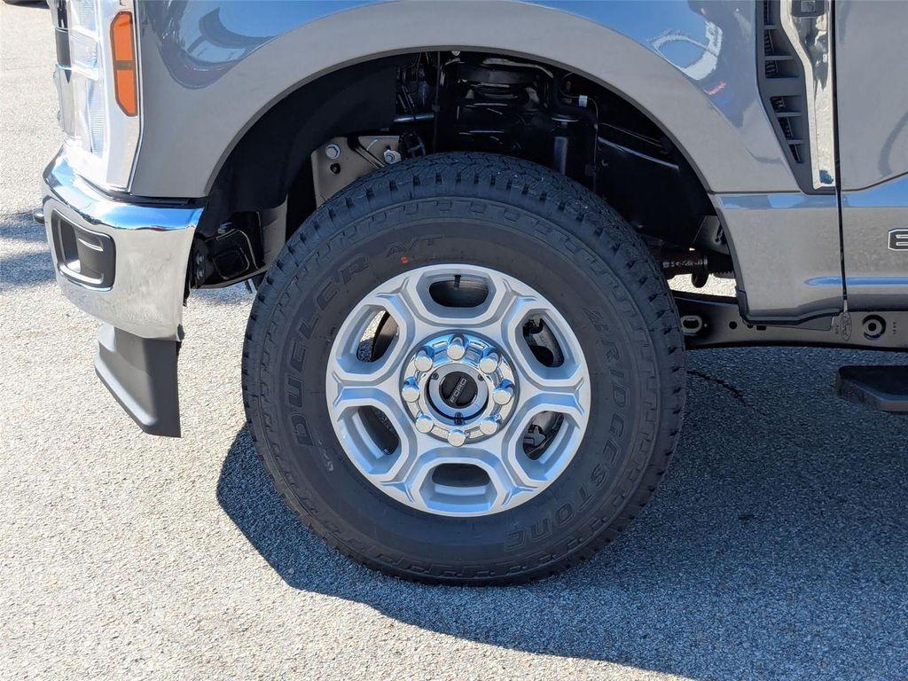 new 2025 Ford F-350 car, priced at $68,607