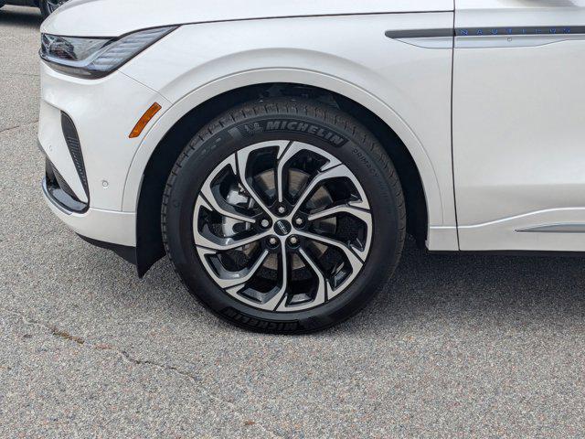 new 2024 Lincoln Nautilus car, priced at $59,970