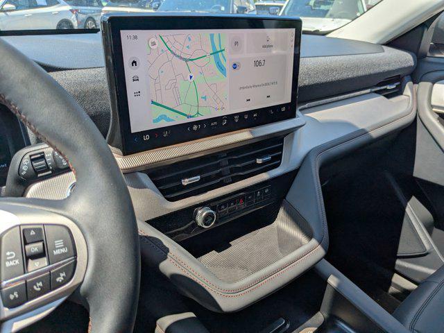 new 2025 Ford Explorer car, priced at $43,906