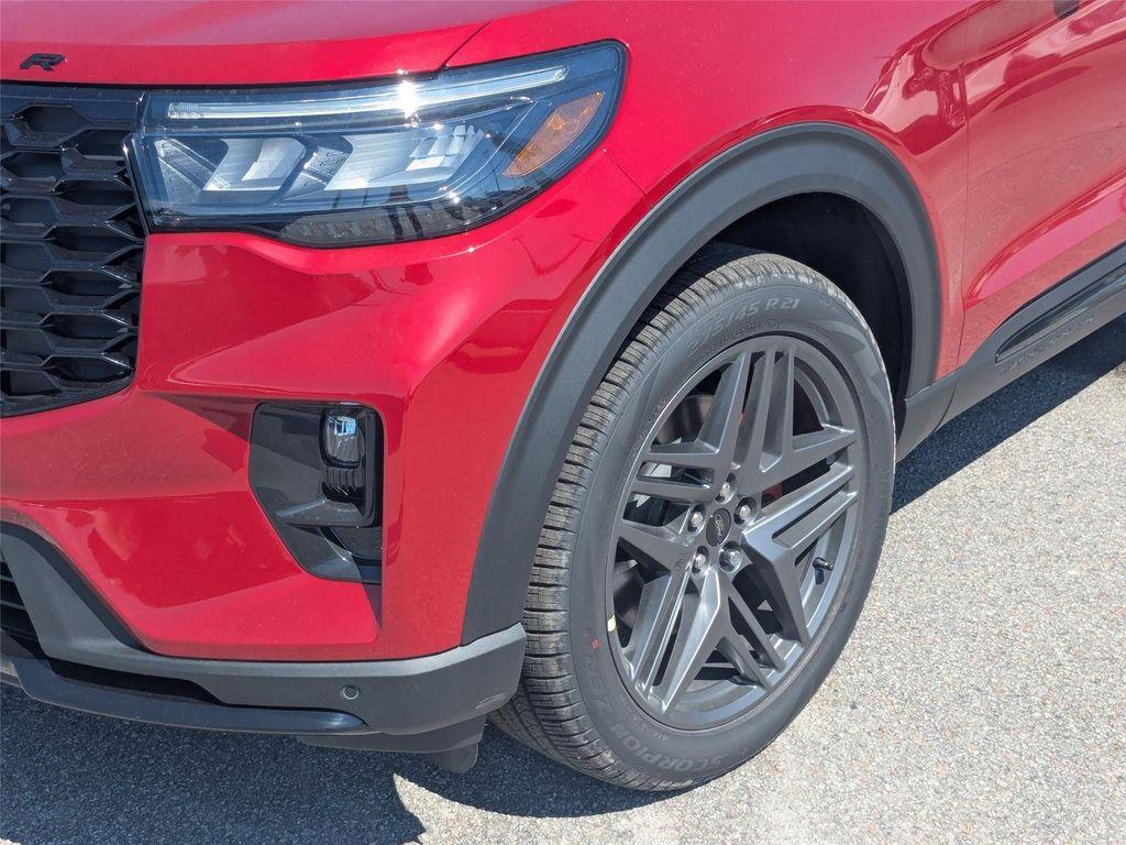 new 2025 Ford Explorer car, priced at $48,144