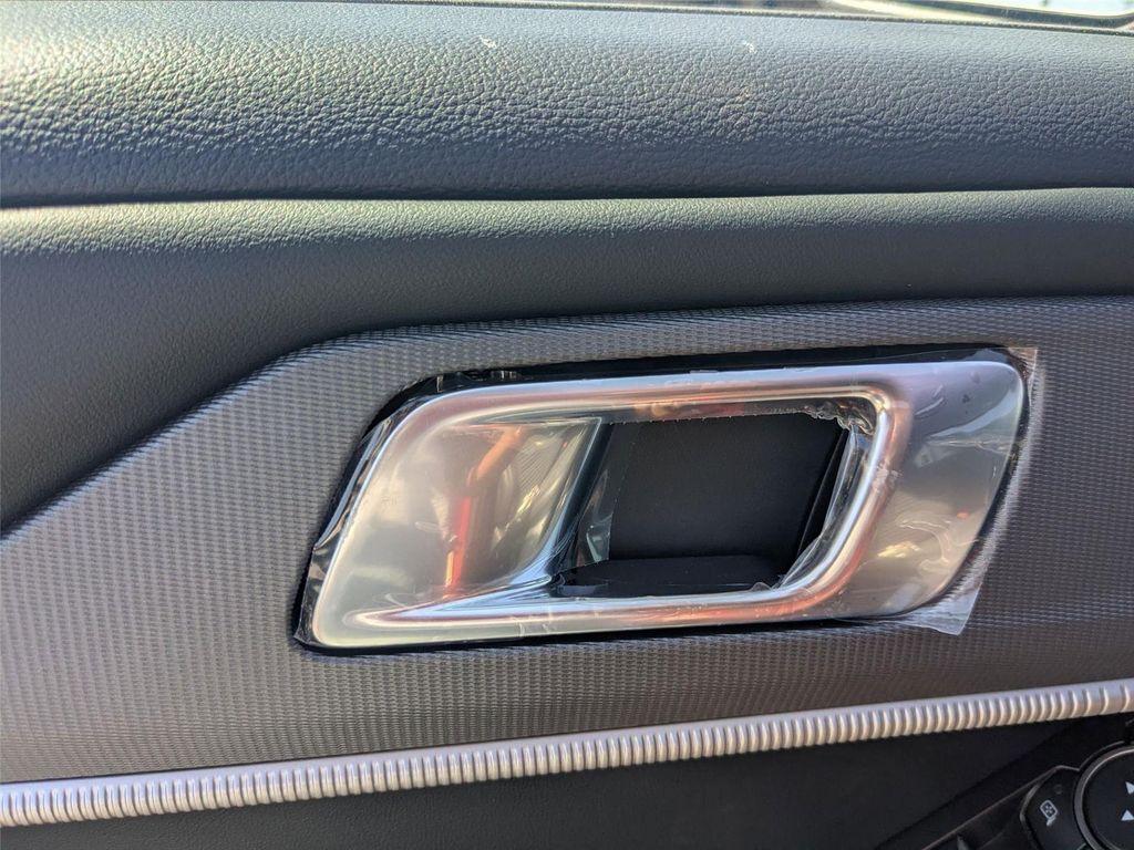 new 2025 Ford Explorer car, priced at $48,144