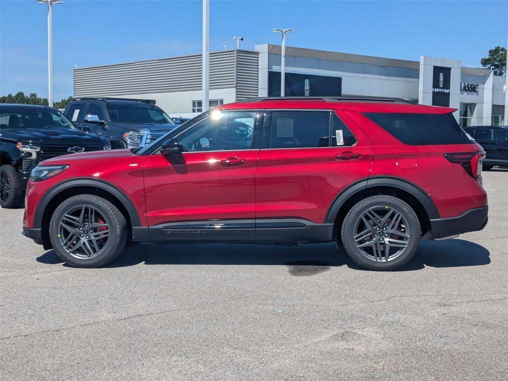 new 2025 Ford Explorer car, priced at $48,144