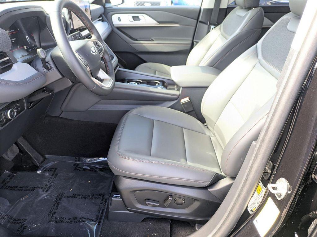 new 2025 Ford Explorer car, priced at $50,755