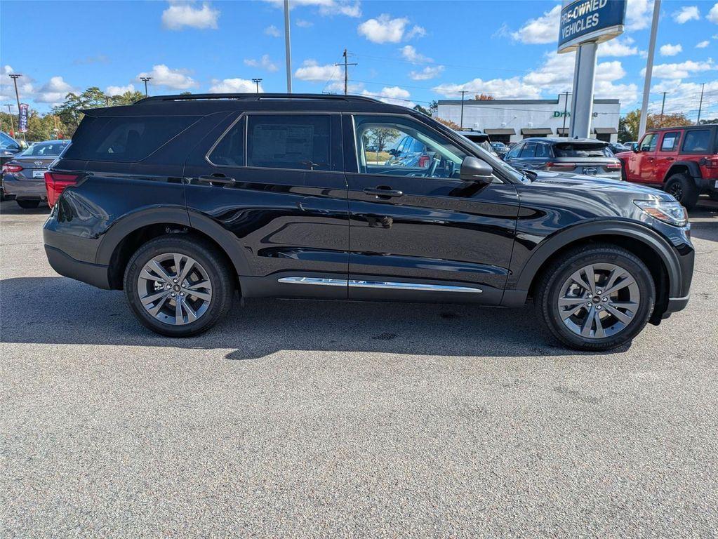 new 2025 Ford Explorer car, priced at $50,755