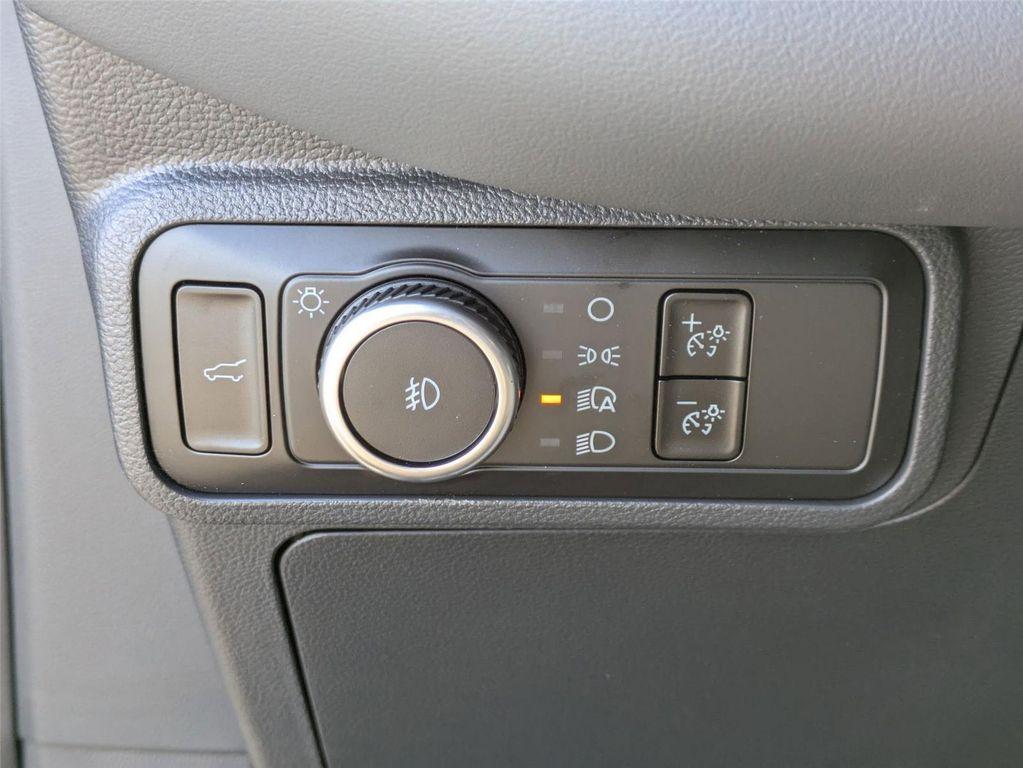 new 2025 Ford Explorer car, priced at $50,755