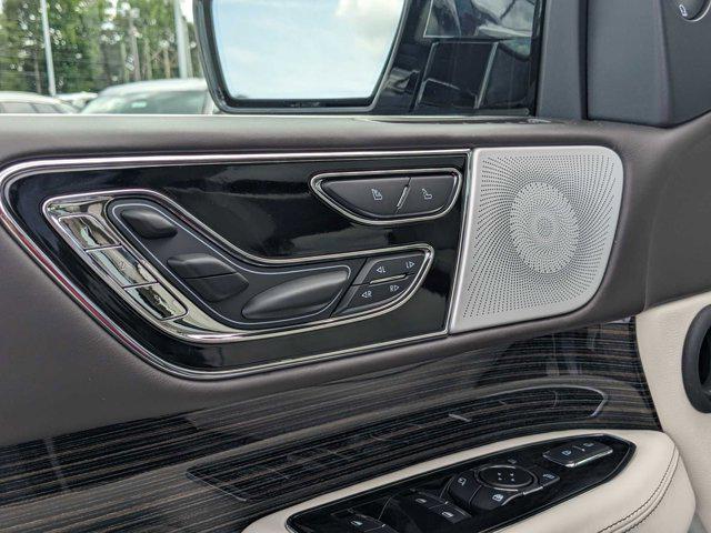 new 2024 Lincoln Navigator car, priced at $106,990