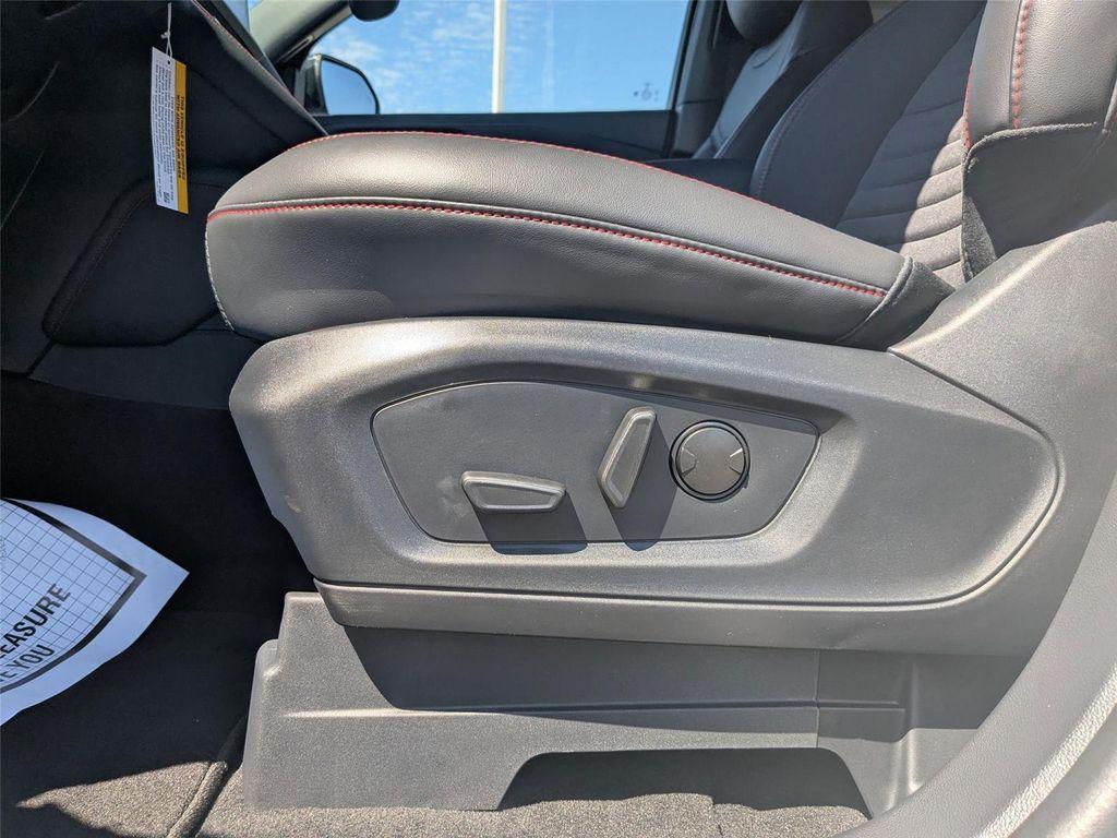 new 2025 Ford Explorer car, priced at $47,387