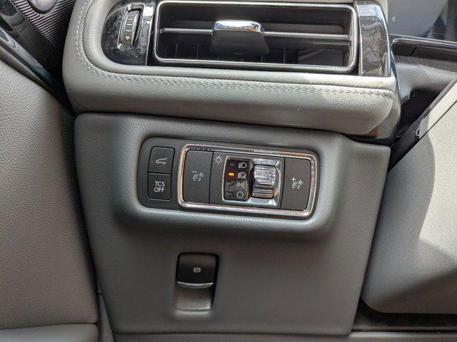 used 2022 Lincoln Nautilus car, priced at $35,495
