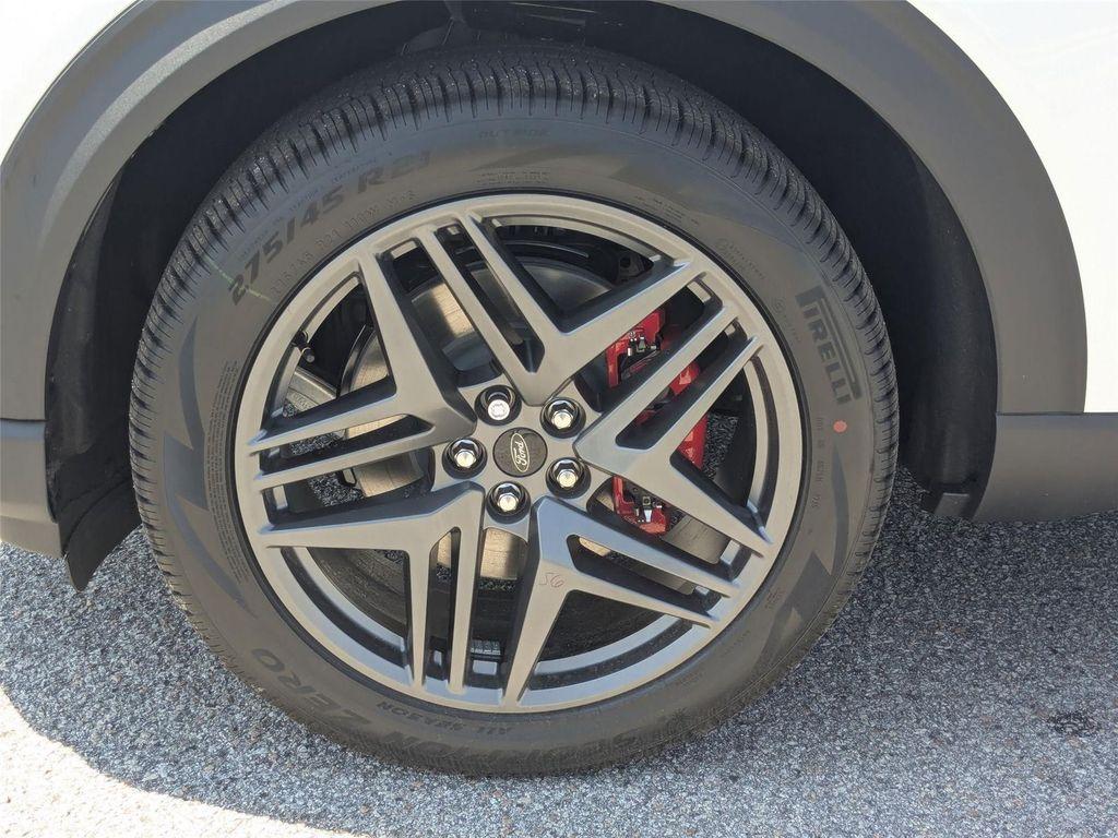 new 2025 Ford Explorer car, priced at $58,290