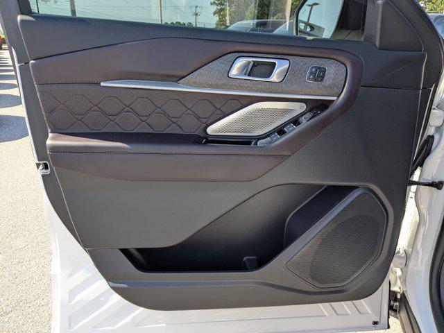 used 2025 Ford Explorer car, priced at $53,995