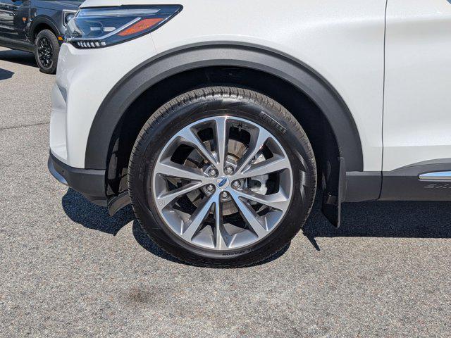 used 2025 Ford Explorer car, priced at $53,995